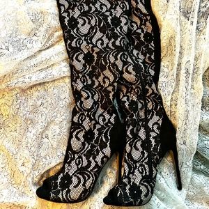 KAYE Thigh High BOOTS Sexy Lacey w/Stiletto Heel & OpenToe 7.5M By ShoeDazzle